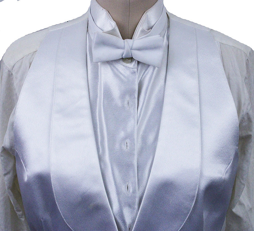 Formal Set DeRegnaucourt Candlelight White Satin