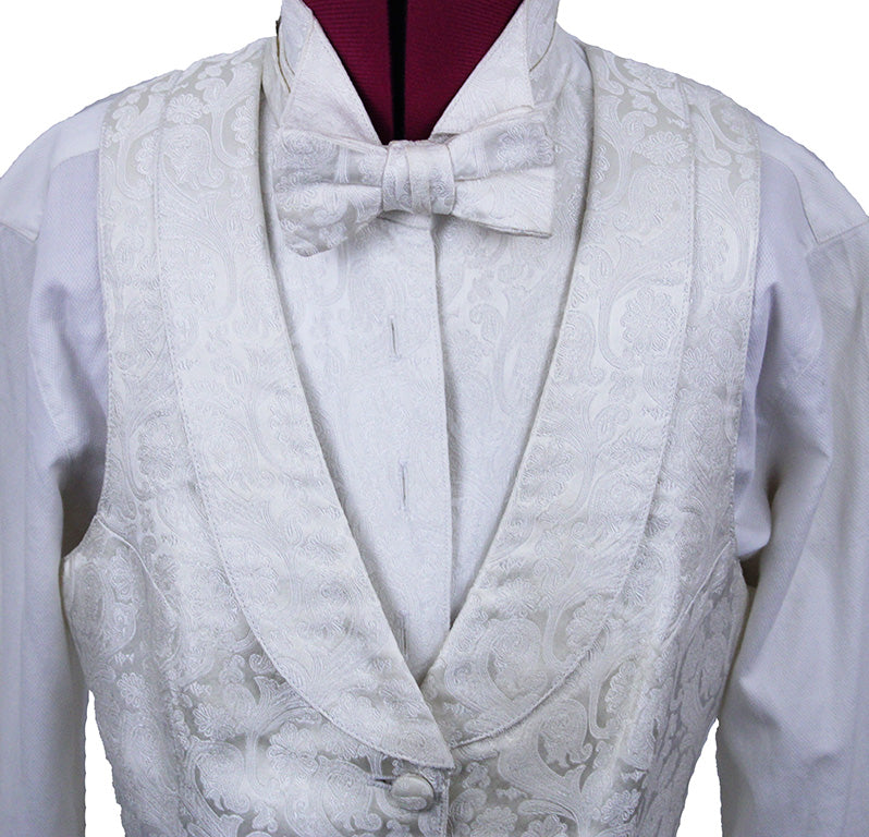 Formal Set DeRegnaucourt Ivory Paisley Brocade