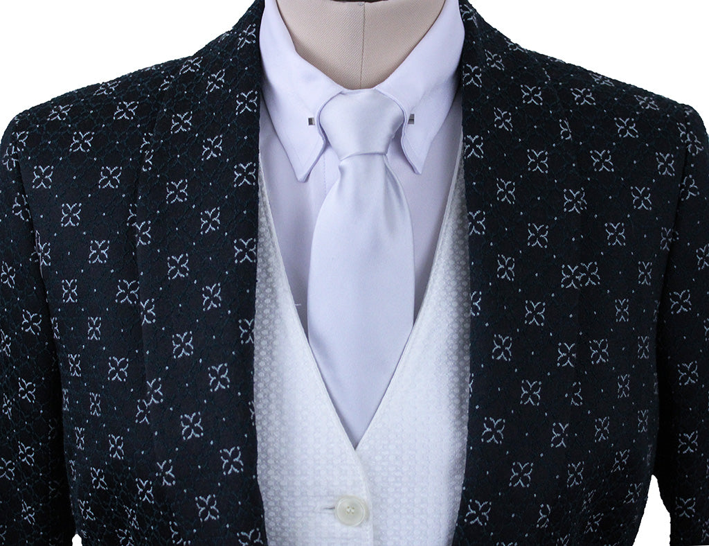 BRAND NEW! DK Ride Black with Emerald and White Floral Medallion
