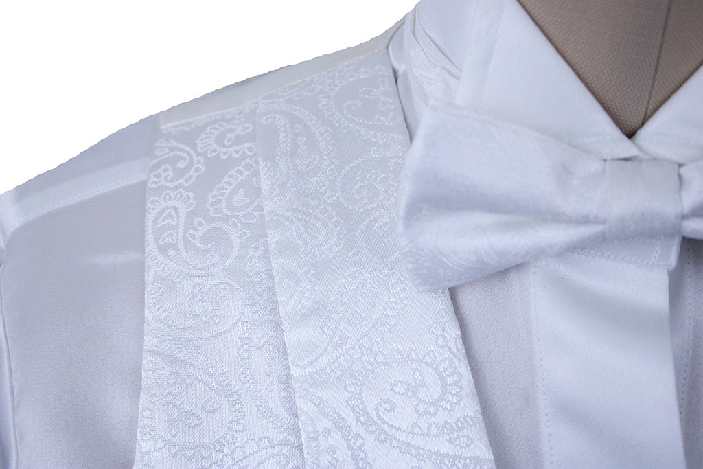 Formal Set Becker Brothers Candlelight White Paisley
