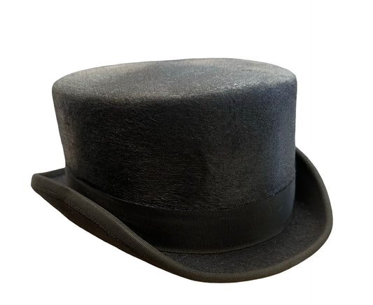 Top Hat Navy size 6 7/8